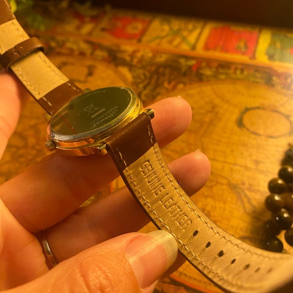 World map wrist watch - Picture 2 of 6